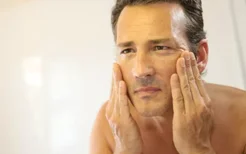 面部提升术怎么做？造成皮肤松弛的原因有哪些？