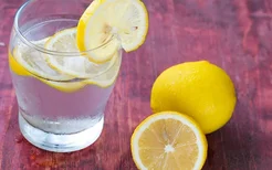 柠檬水的作用是什么?柠檬水洗脸的好处有哪些?