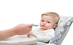 新生儿吐奶的生理和病理原因,宝宝吐奶的生理和病理原因